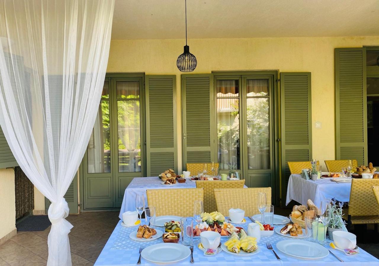 Villa Oliva Boutique Rooms Zamárdi エクステリア 写真