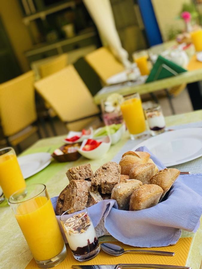 Villa Oliva Boutique Rooms Zamárdi エクステリア 写真